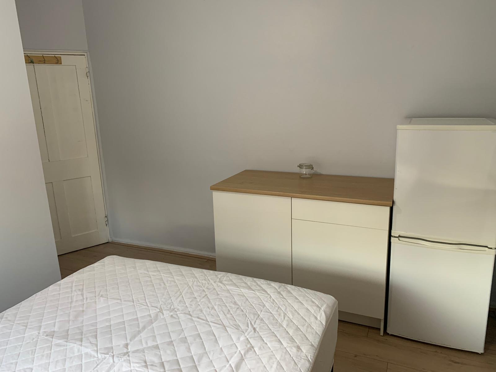 🌟 Double En-suite Room – Gospatrick Road (N17 7EH)